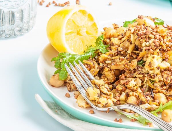 Cauliflower-Salad-with-Chickpeas-Cumin-Baby-Kale-and-Toasted-Buckwheat-1-2