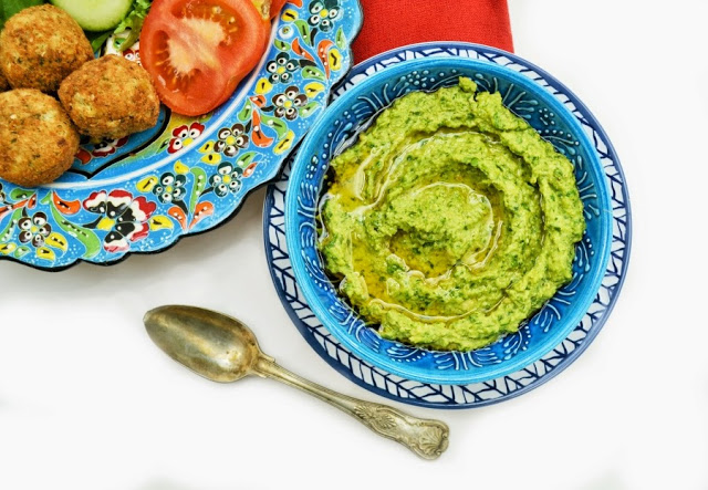 Kale, Coriander and Hemp Hummus