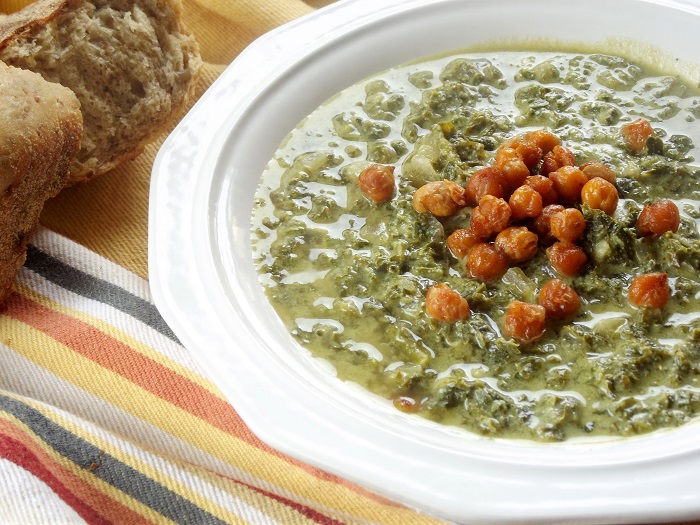 creamy-kale-soup-side-detail