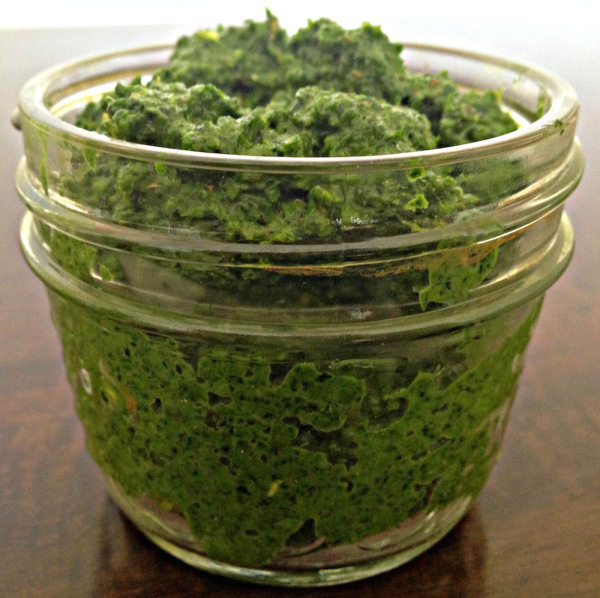 kale-pesto-in-jar