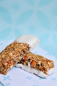 Puffed-Quinoa-Oat-Bars-106-680x1024