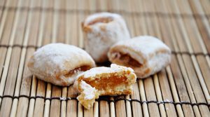 Mini-apple-and-cinnamon-roll