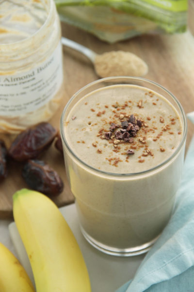 Today we are sharing a rich, creamy, perfectly sweet and nourishing post-workout smoothies – Maca Rush.