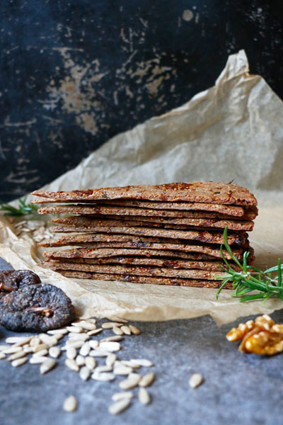 These are fig walnut rosemary crackers made by Active Vegetarian
