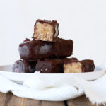 Superfood-Vegan-Snickers-Bars-by-Active-Vegetarian-raw