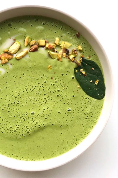 Green-Cream-Soup-for-a-healthy-gut-by-active-vegetarian