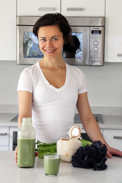 Plant-powered-Muscle-Mylk-by-active-vegetarian-zuz